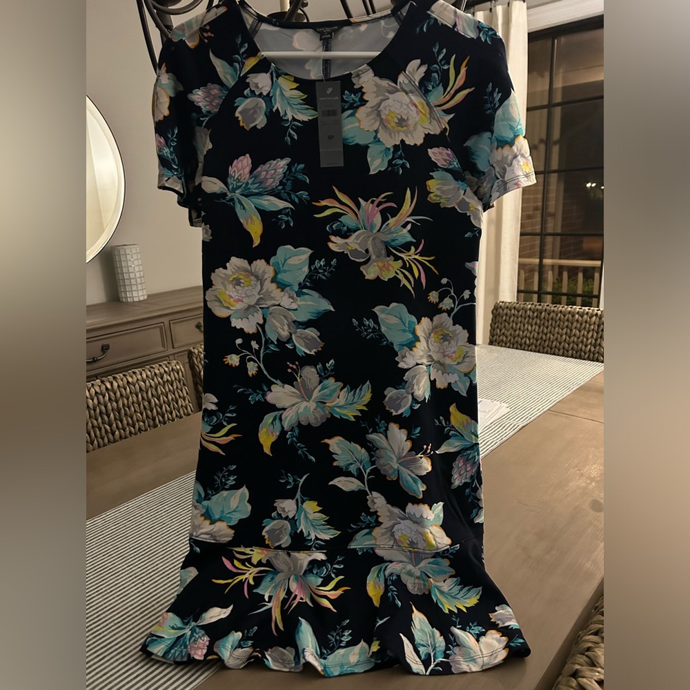 NWT Ann Taylor Navy Floral Shift Dress